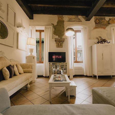 Piazza Erbe Luxury Apartment Vérone Extérieur photo