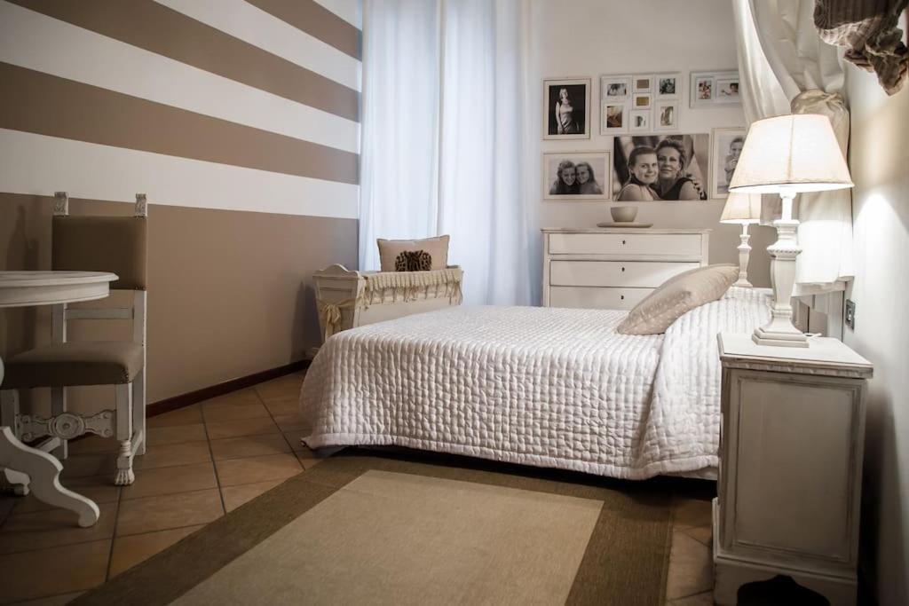 Piazza Erbe Luxury Apartment Vérone Extérieur photo